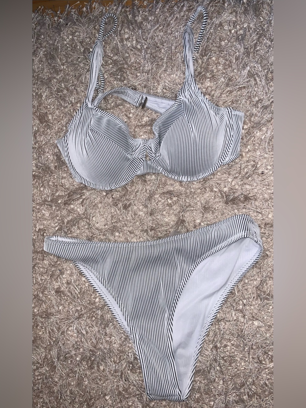 Black & White Textured Thin Stripe Underwire Bikini Set size L NWOT